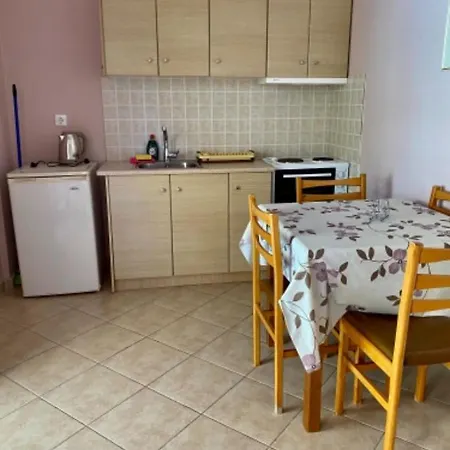 Riviera Hotel Poros Town