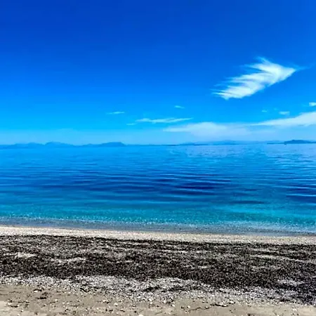 Riviera Szálloda *